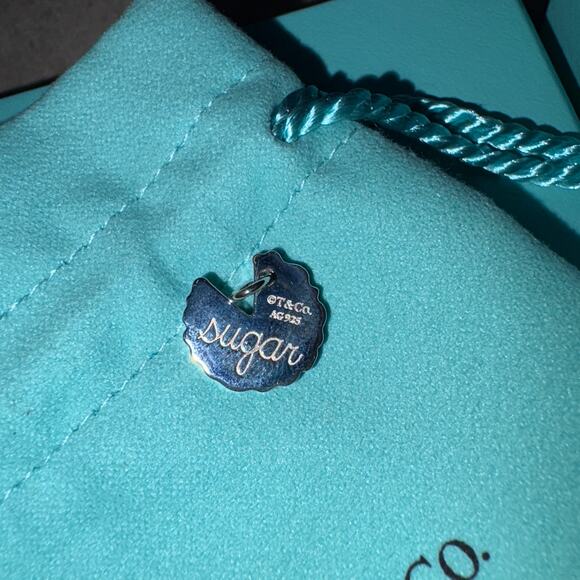 Tiffany & Co. Sugar Pie Charm or Pendant in Sterling Silver rare retired .925 - Picture 8 of 9